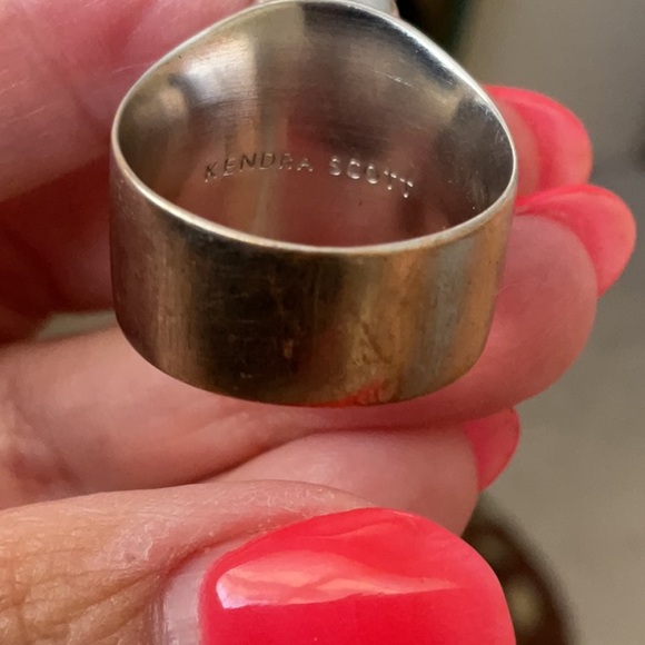 Kendra Scott Rhodium Plated Leah Mood Ring - Picture 8 of 9